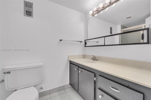 2781 Taft Street 303, Hollywood, FL 33020