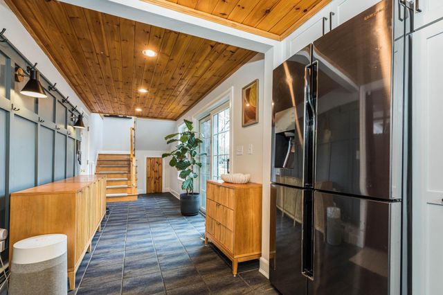 114 Fairview Avenue, Portsmouth, NH 03801