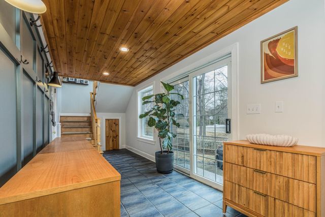 114 Fairview Avenue, Portsmouth, NH 03801