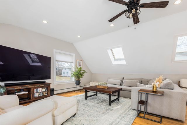 114 Fairview Avenue, Portsmouth, NH 03801