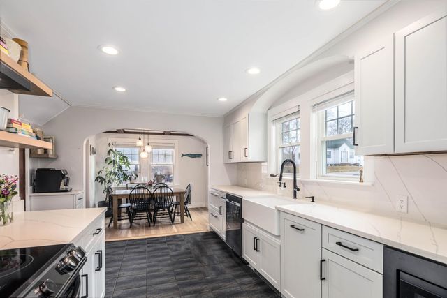 114 Fairview Avenue, Portsmouth, NH 03801