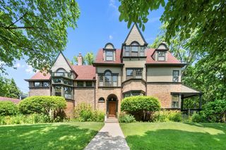 225 Hamilton Street, Evanston, IL 60202