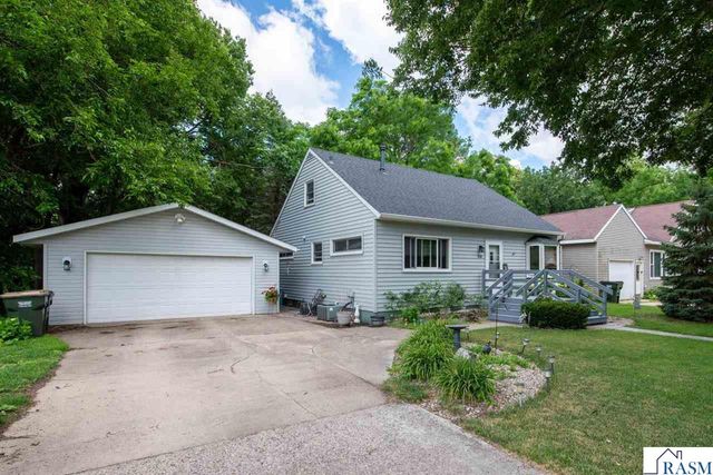 318 W Livermore Street, St. Peter, MN 56082