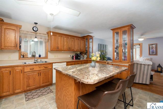 318 W Livermore Street, St. Peter, MN 56082