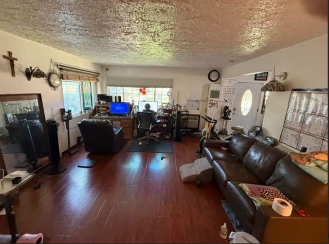 1716 Eldridge Ave, Sacramento, CA 95815