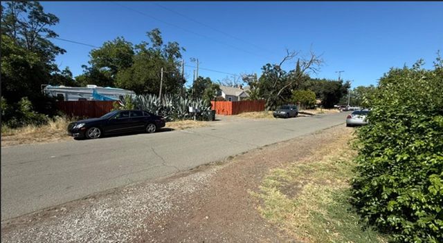 1716 Eldridge Ave, Sacramento, CA 95815