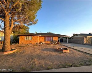 8208 Dempsey Avenue, El Paso, TX 79925