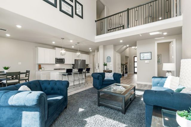 7050 Lauren Oak Drive, Conroe, TX 77304