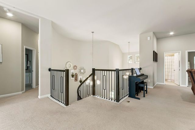 7050 Lauren Oak Drive, Conroe, TX 77304