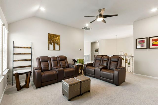7050 Lauren Oak Drive, Conroe, TX 77304