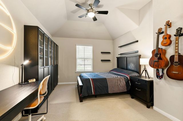 7050 Lauren Oak Drive, Conroe, TX 77304