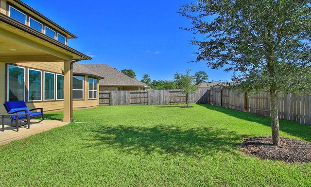 7050 Lauren Oak Drive, Conroe, TX 77304