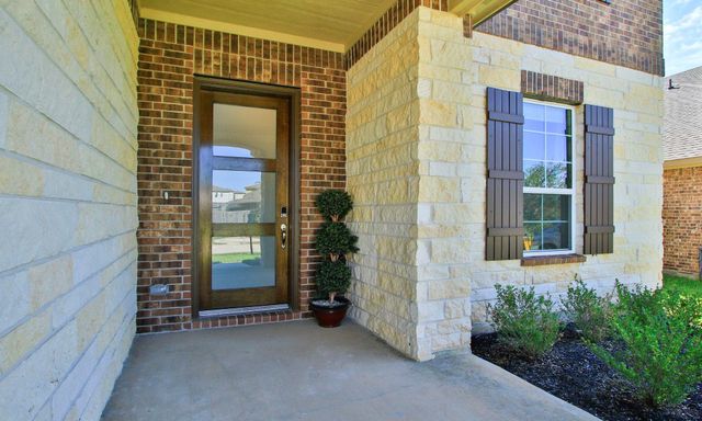 7050 Lauren Oak Drive, Conroe, TX 77304