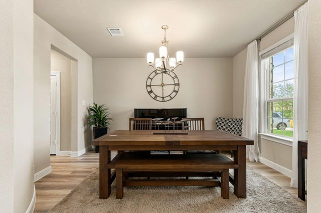 7050 Lauren Oak Drive, Conroe, TX 77304