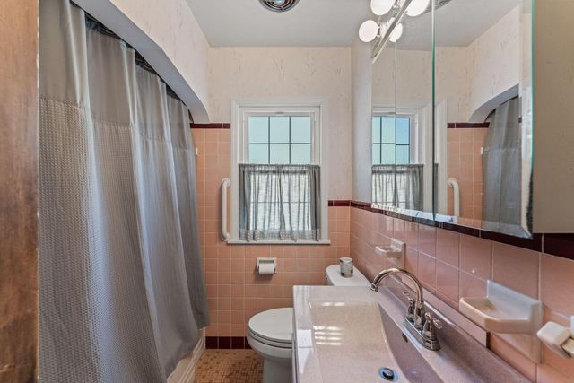 5024 Kent Avenue, Edina, MN 55436