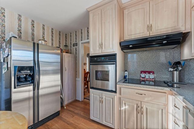 5024 Kent Avenue, Edina, MN 55436