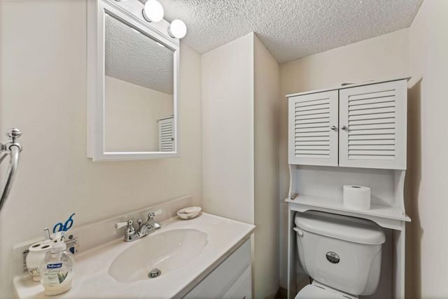 5024 Kent Avenue, Edina, MN 55436