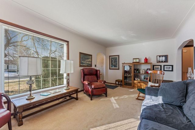 5024 Kent Avenue, Edina, MN 55436