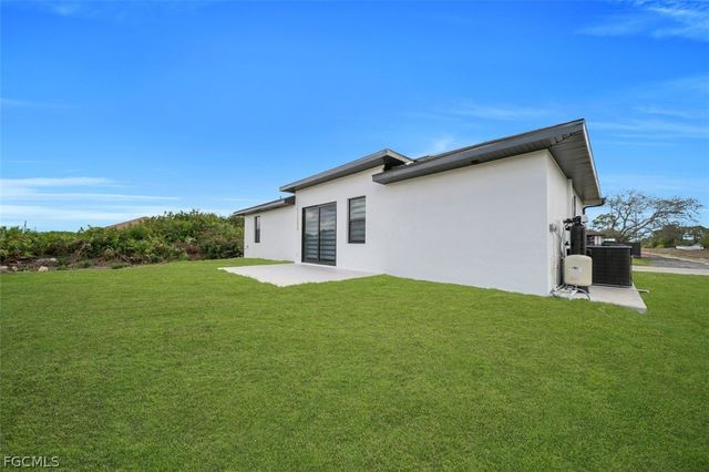 3101 Sara AVE S, Lehigh Acres, FL 33976