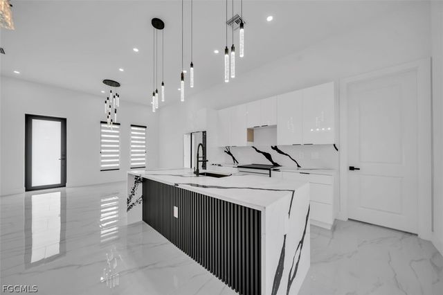 3101 Sara AVE S, Lehigh Acres, FL 33976