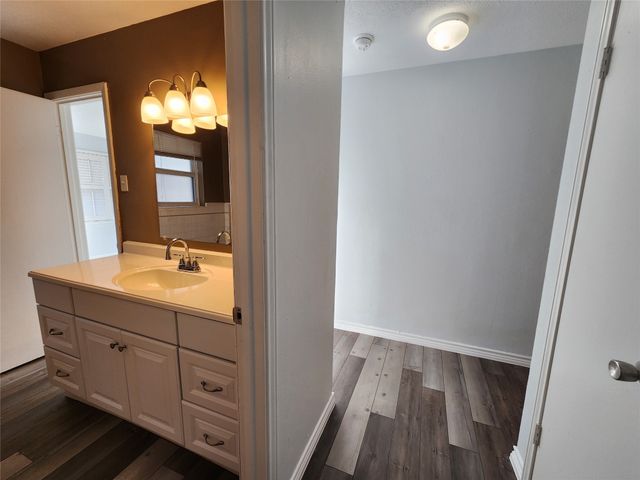 1401 E Sherman Drive, Denton, TX 76209