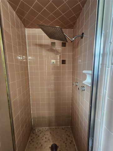 1401 E Sherman Drive, Denton, TX 76209