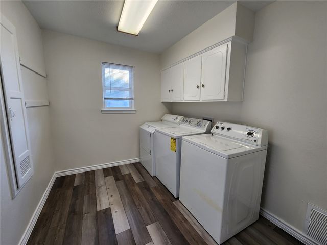 1401 E Sherman Drive, Denton, TX 76209