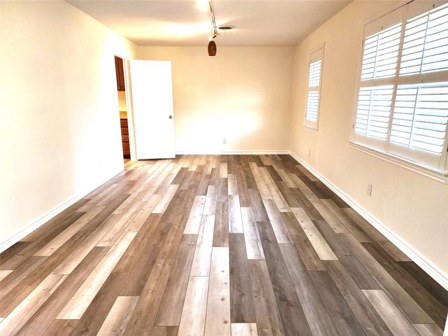 1401 E Sherman Drive, Denton, TX 76209