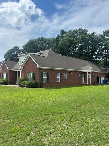 207 Petersburgh, Dothan, AL 36305