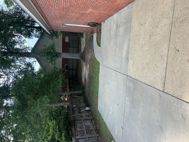 207 Petersburgh, Dothan, AL 36305