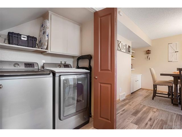 538 S Xenon Ct, Lakewood, CO 80228