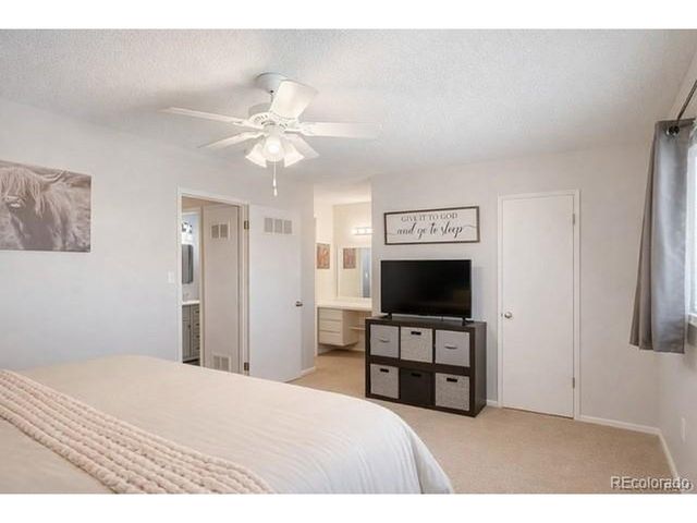 538 S Xenon Ct, Lakewood, CO 80228