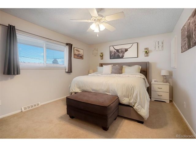 538 S Xenon Ct, Lakewood, CO 80228