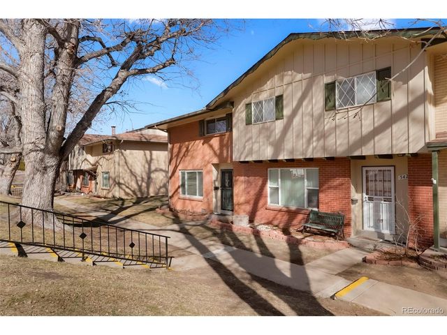 538 S Xenon Ct, Lakewood, CO 80228