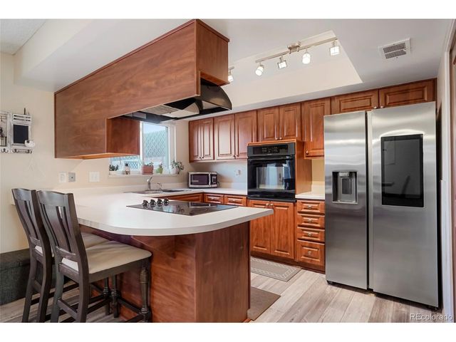 538 S Xenon Ct, Lakewood, CO 80228