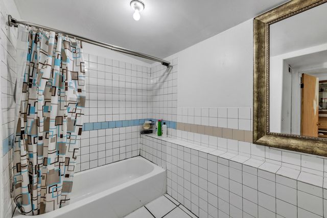 3031 S Central Park Avenue, Chicago, IL 60623