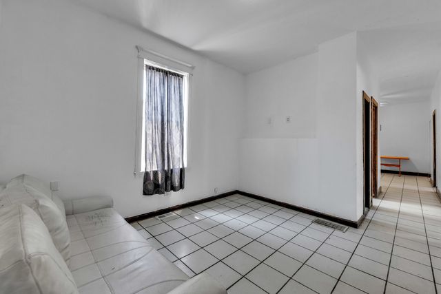 3031 S Central Park Avenue, Chicago, IL 60623