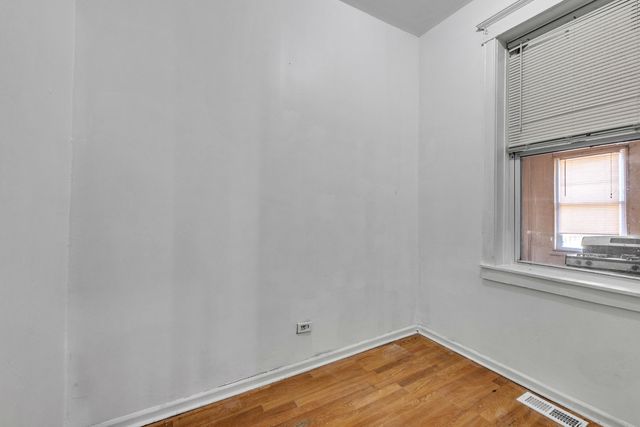 3031 S Central Park Avenue, Chicago, IL 60623