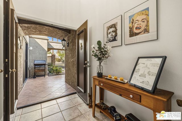 3020 Calle Loreto, Palm Springs, CA 92264