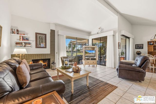 3020 Calle Loreto, Palm Springs, CA 92264