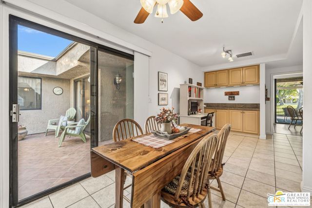 3020 Calle Loreto, Palm Springs, CA 92264