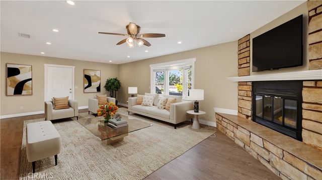 14934 Lofthill, La Mirada, CA 90638