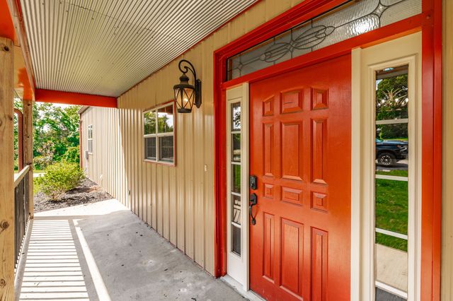 2726 New Hall Rd, Greenbrier, TN 37073