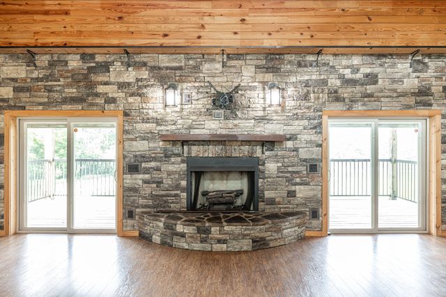 2726 New Hall Rd, Greenbrier, TN 37073