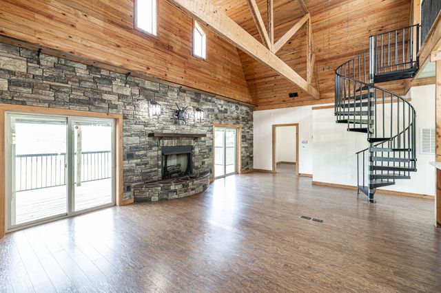 2726 New Hall Rd, Greenbrier, TN 37073