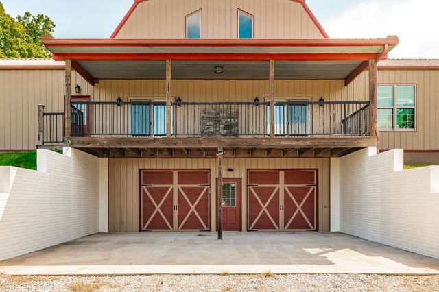 2726 New Hall Rd, Greenbrier, TN 37073