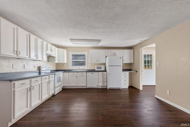 211 S Sherman Street, Lagrange, IN 46761