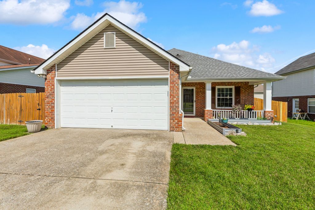 5002 Millpond Ct, Mount Juliet, TN 37122