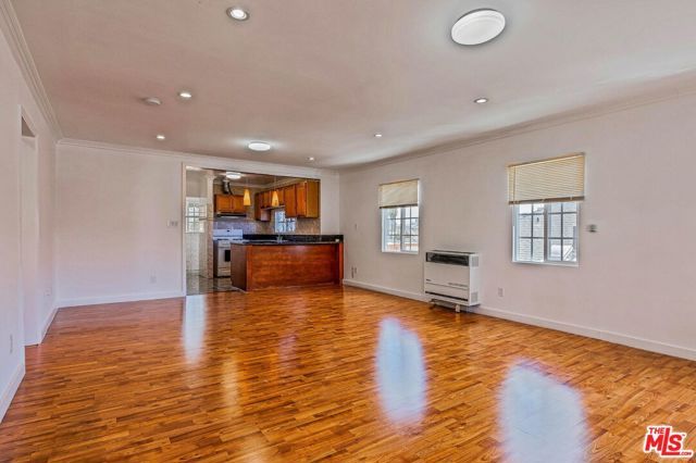 110 S Alexandria Avenue, Los Angeles, CA 90004