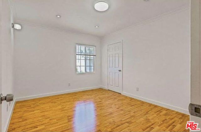 110 S Alexandria Avenue, Los Angeles, CA 90004
